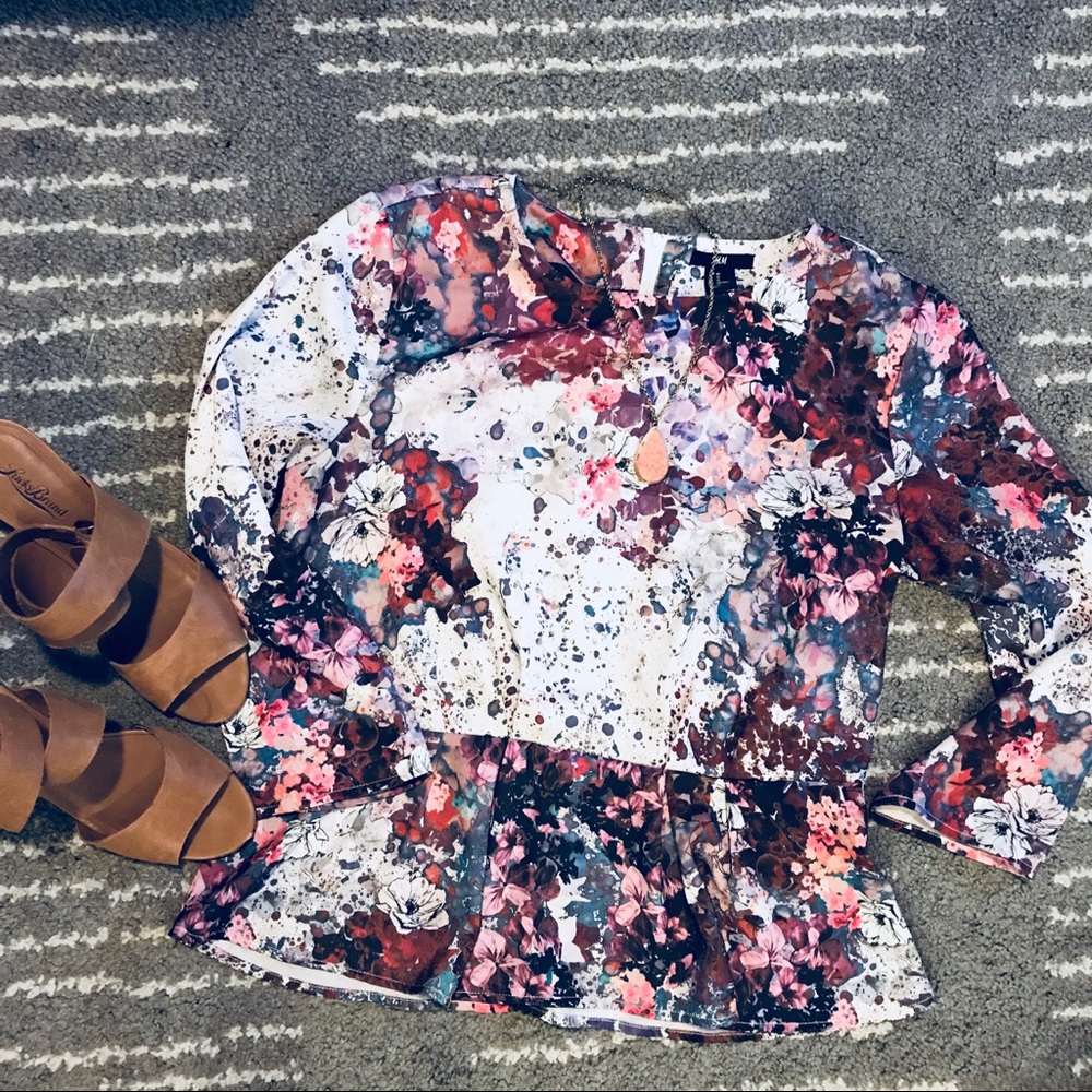 H&M floral peplum blouse FREE necklace
